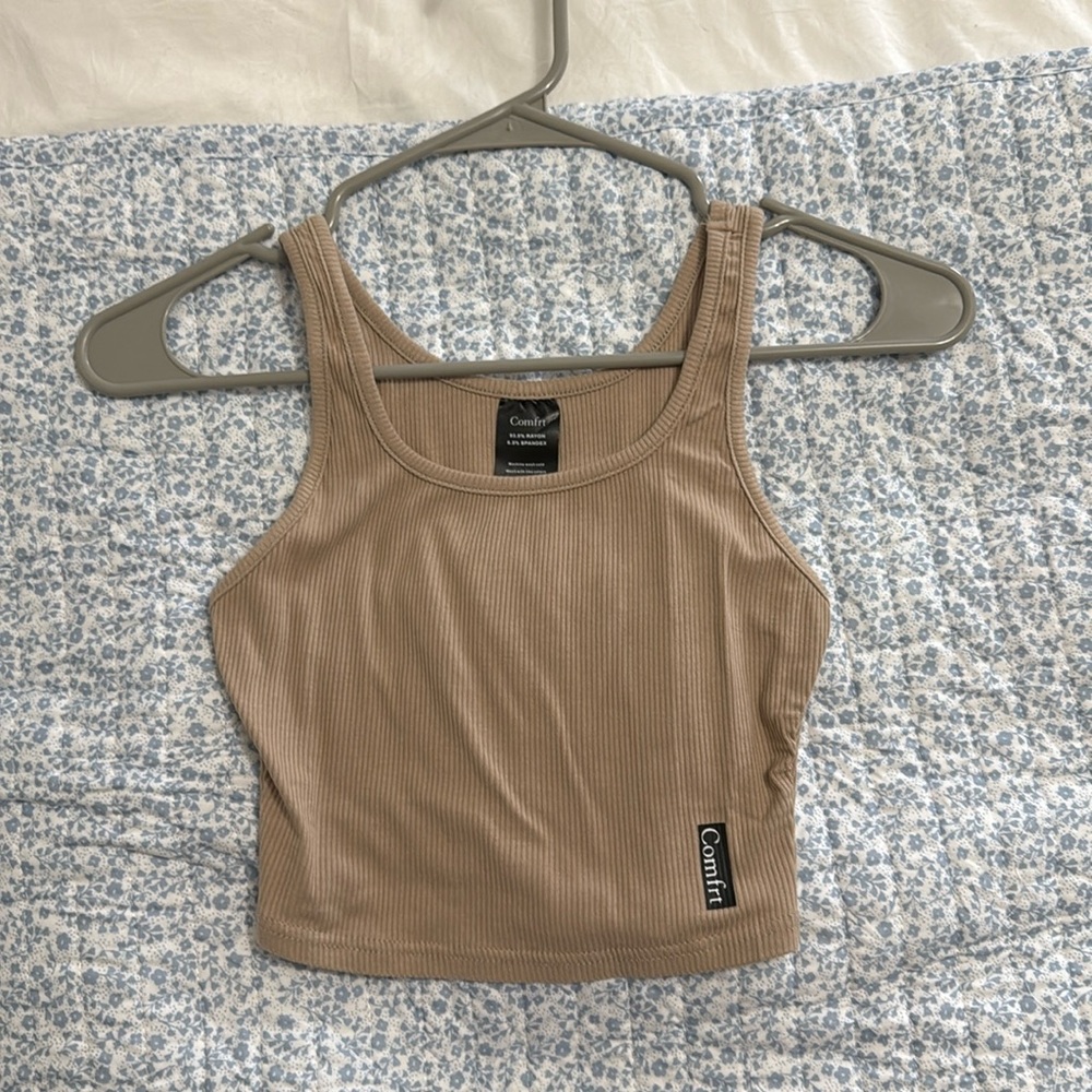 Comfrt little cropped tank XXS